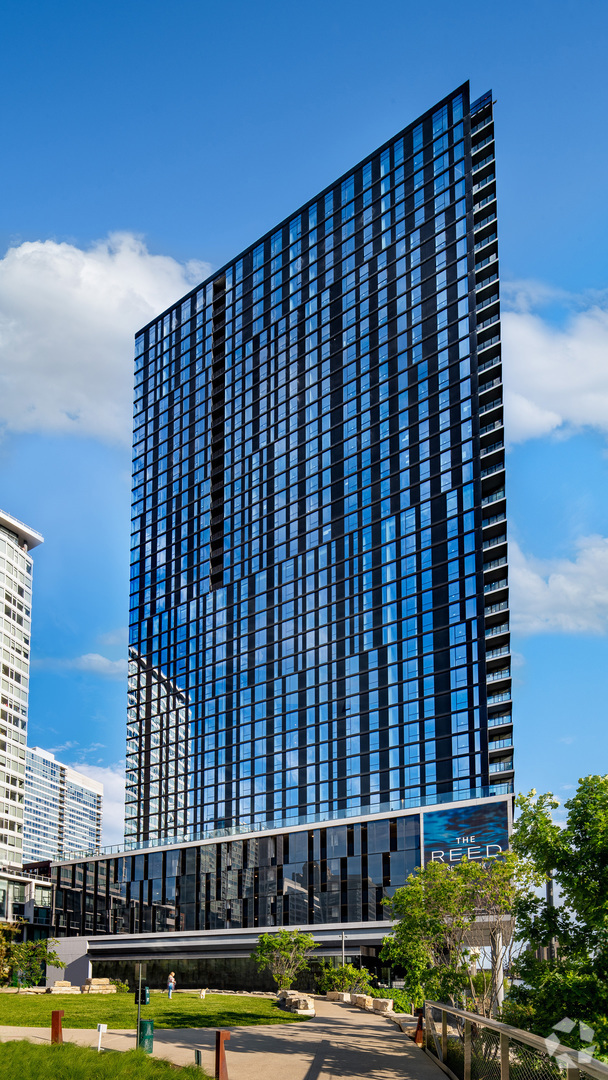 Building Photo - 234 W Polk St Unit 2904 Rental