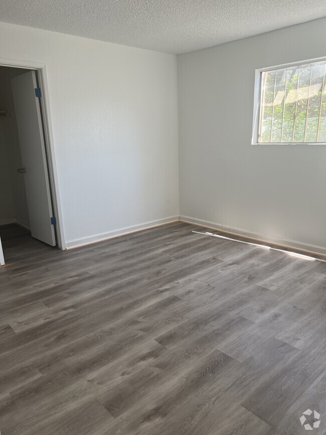 Building Photo - 1250 E Shaw Ave Unit #138 Rental