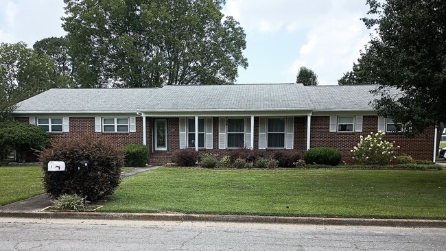 ~Beautiful, Well-Manicured Neighborhood~ ... - ~Beautiful, Well-Manicured Neighborhood~  ... Casa
