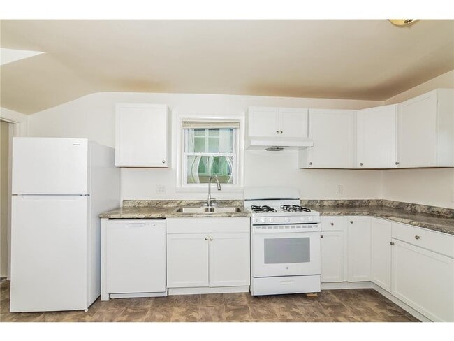 Photo - 250 N Irving Ave