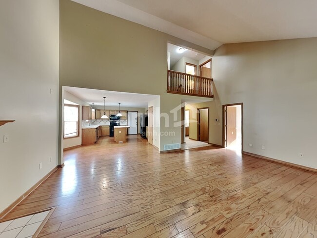 Photo - 5650 Winsor Woods Dr