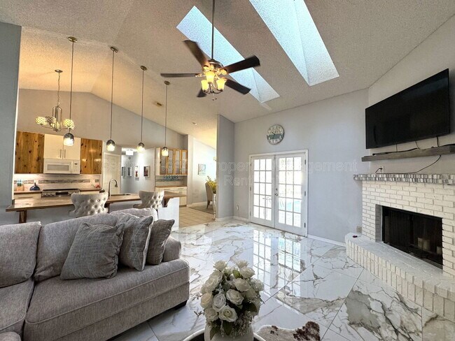 Photo - 4955 Southfork Ranch Dr