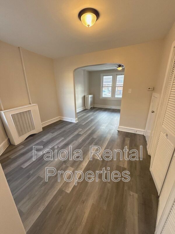 905 Keener Ave