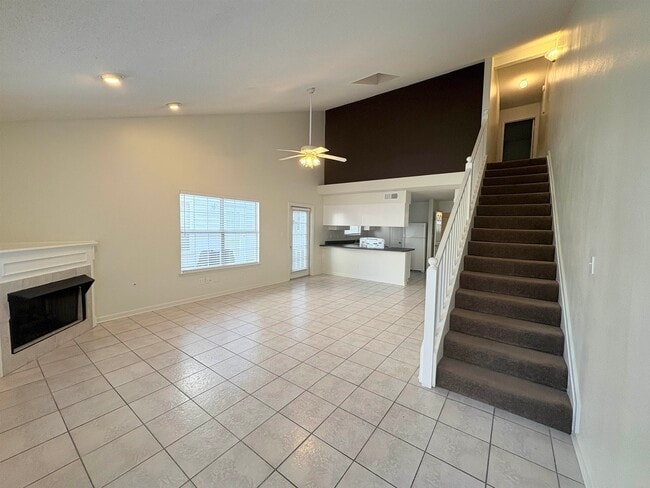 Photo - 2507 Golden Park Ln