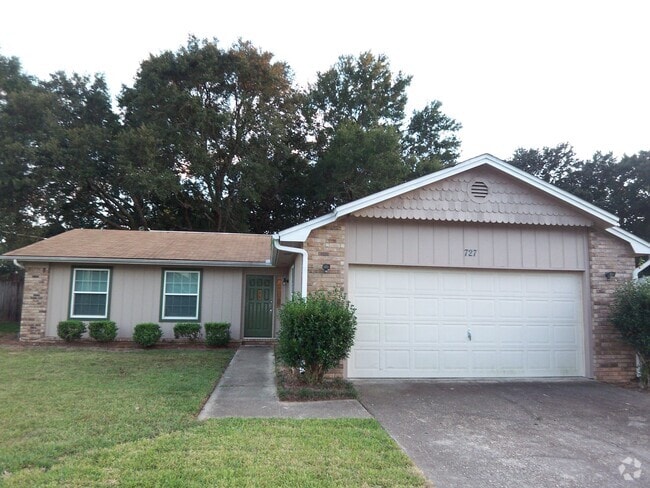 Building Photo - 727 Valley Ridge Way Rental