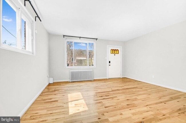 Photo - 7519 8th St NW