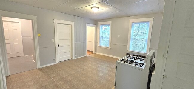 Building Photo - 12-14 Boardman St Unit 1