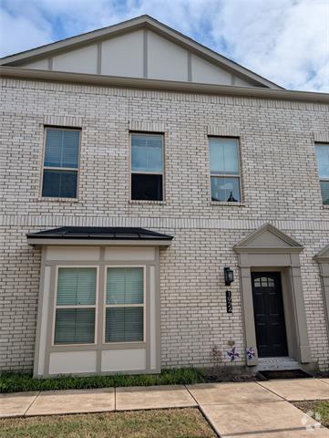 Building Photo - 1924 Bel Air Dr Rental