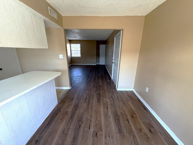 Photo - 2785 L B McLeod Rd