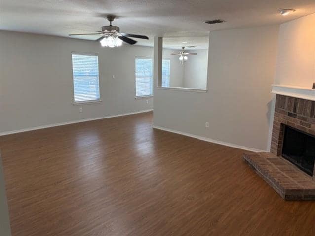 Photo - 1601 Rialto Way