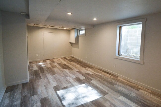 Photo - 605 11th St NW Unit #C Lower