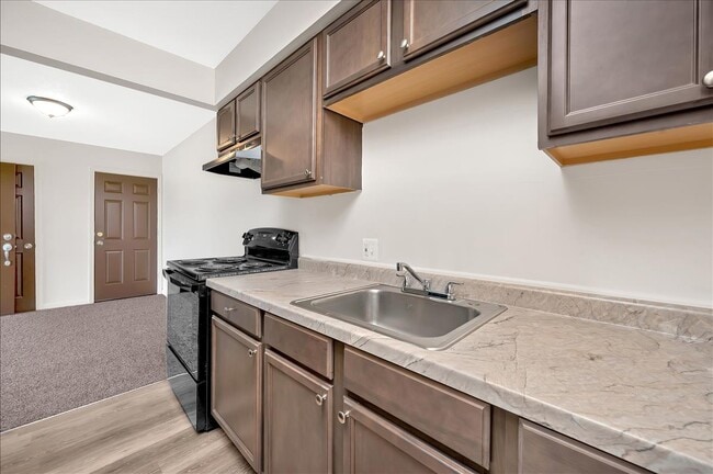 Photo - Chateau Manor