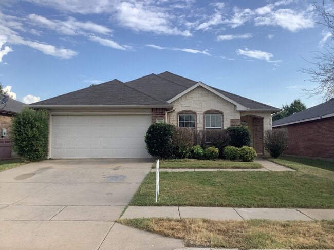 Photo - 1741 Trego Dr House