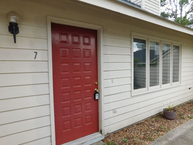 Photo - 7 Pillory Cir