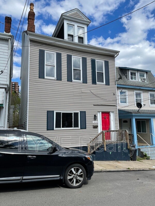 Photo - 2624 Norwood Ave House