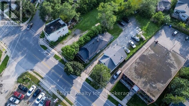 Photo - 50 Pelham Rd