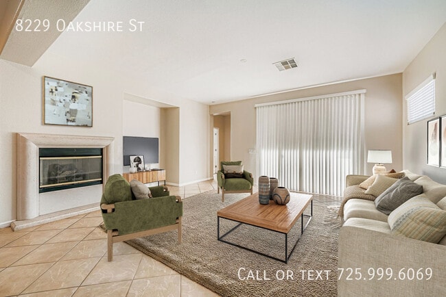 Photo - 8229 Oakshire St