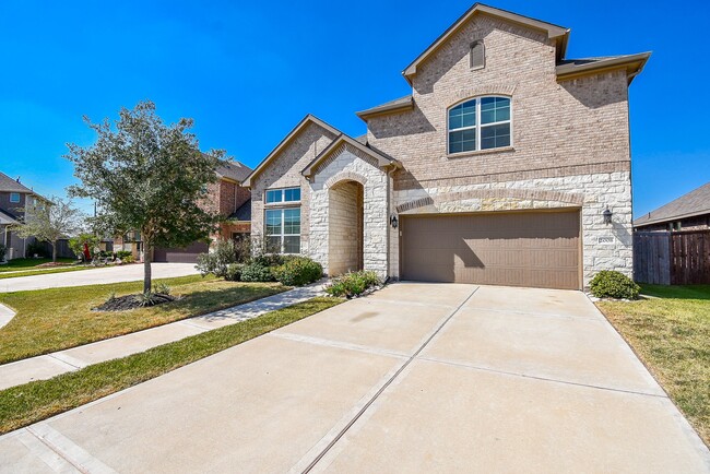 Photo - 2008 Harrow Oak Ln