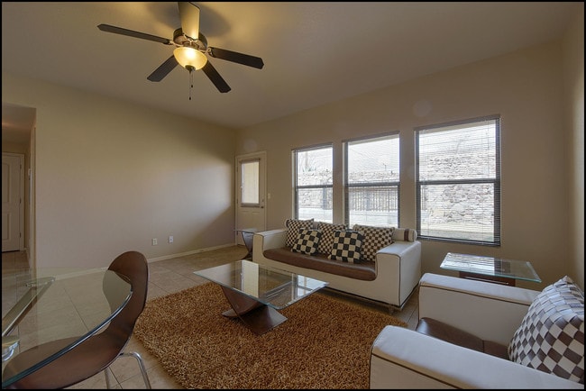 Photo - Redd Rd Village Apartment