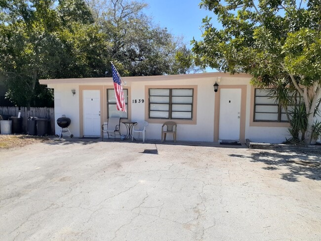 Photo - 1841 Hacienda Way Apartments Unit Apy C