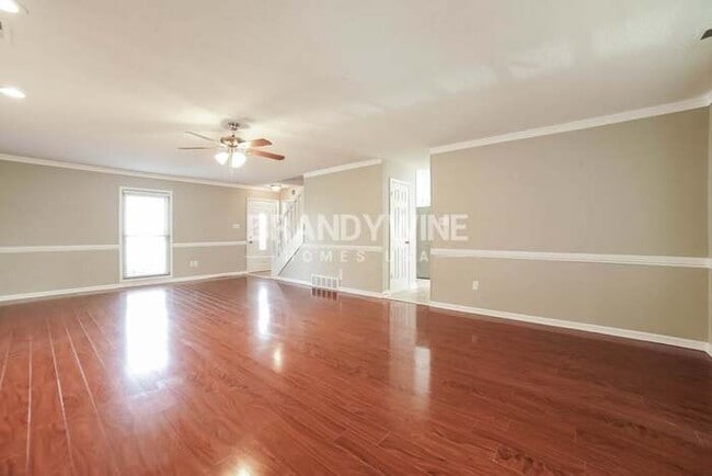 Photo - 7477 Stonington Dr