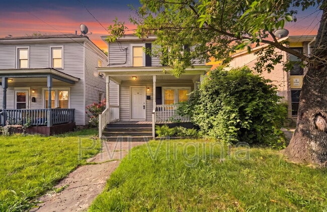 Building Photo - 1035 W 36th St