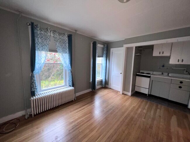 Photo - 1084 School St Unidad 1