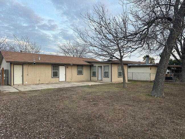 Photo - 9003 Perma Ln