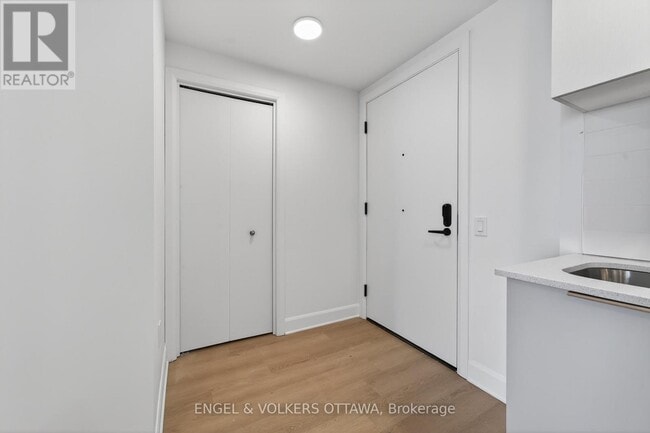 Photo - 1370 Carling Ave Unit 1203
