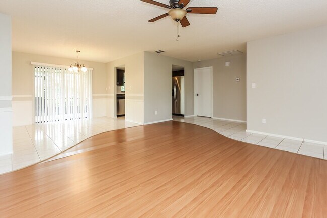 Photo - 1138 SE 13th St