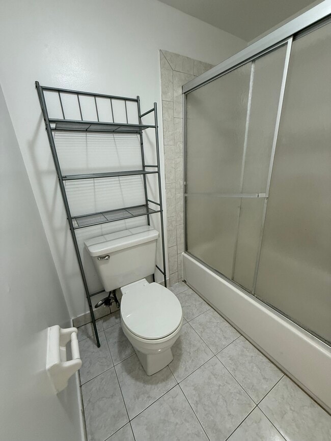 Photo - 9921 Bustleton Ave Unit w5