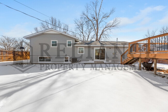 Photo - 8300 W 9th St N