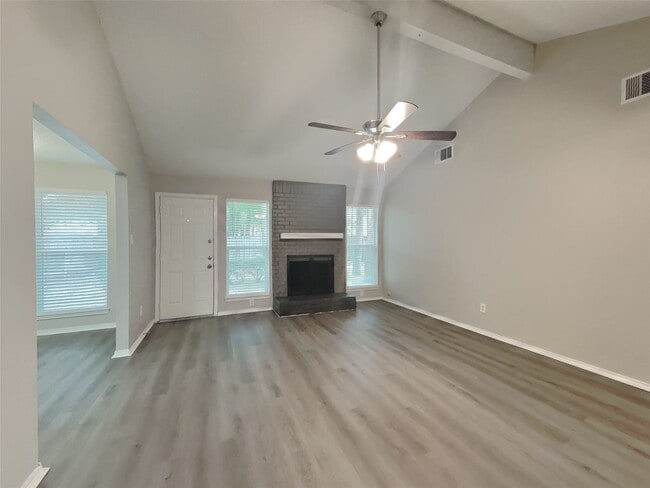 Photo - 15 S Drifting Leaf Ct