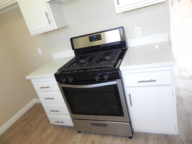 Photo - 8602 Chapman Ave