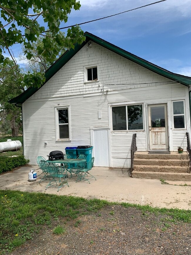 Photo - Ranch Style Farm House!