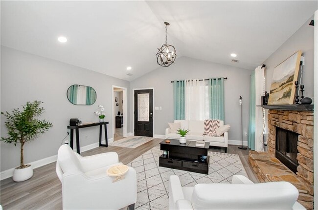 Photo - 238 Knob Hill Dr