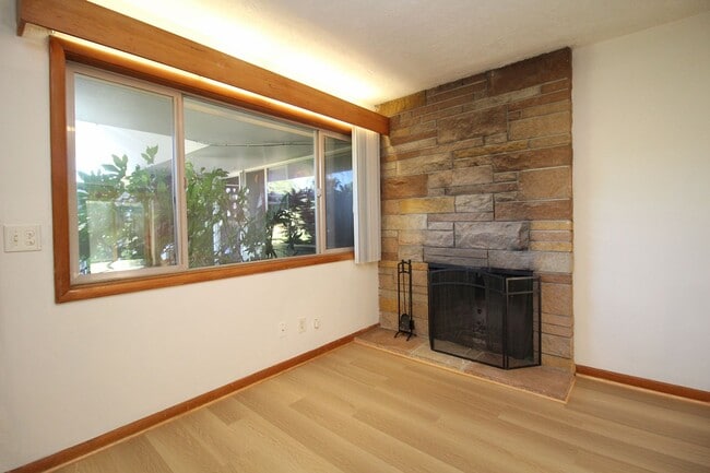 Photo - 3200-3236 SW Marigold St Unit 1ed621cd-efbf-11ef-a954-0ef659e2e2b7