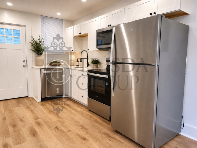 Photo - Avail Sept 1: 2BR Apt in Beechview, South Hills. BEAUTIFUL design, Laminate Floors, AC, Pets OK,... Unit FAL1540-1