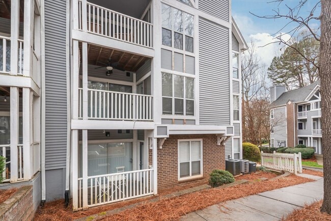 Photo - Beautiful Elizabeth Condo – Furnished or Unfurnished Options Available! Unit 22