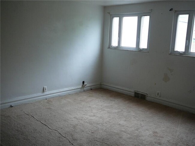 Building Photo - 938 Butler St Rental