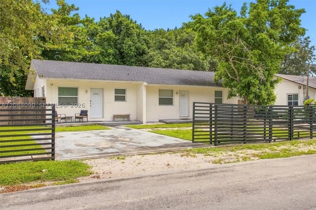 Building Photo - 7981 NW 12th Pl Unit 2
