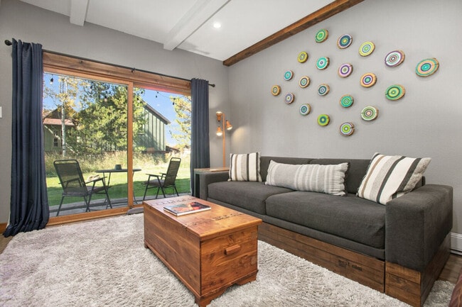 Building Photo - 2016 Indian Summer Dr