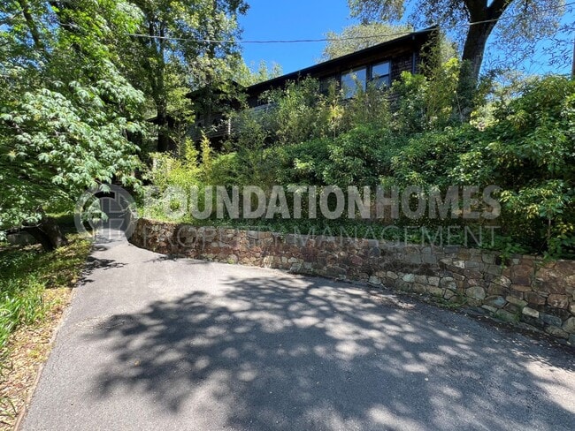 Picturesque 1BR/1BA Ross Cottage! A/C! De... - Picturesque 1BR/1BA Ross Cottage!  A/C! De... House