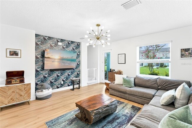 Photo - 1808 Fender Ln