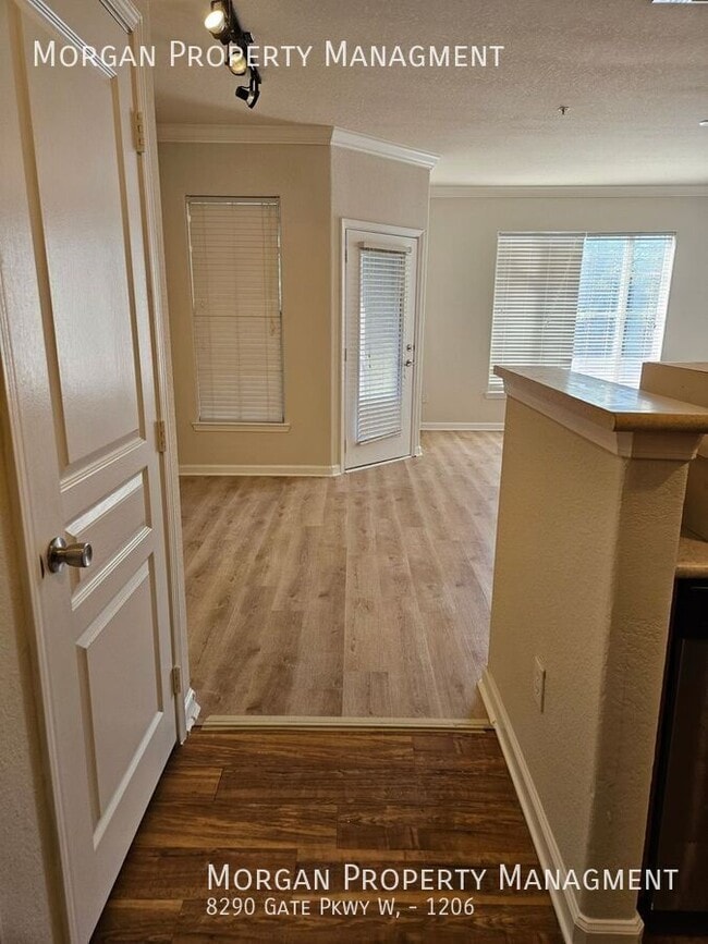 Photo - 8290 Gate Pkwy W