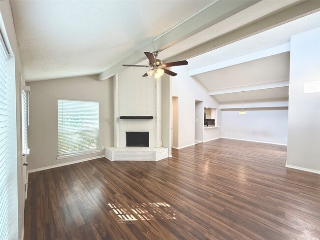 Building Photo - 4223 Amir St