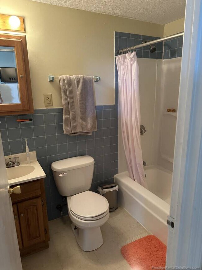 Photo - 177 Thorndike St Unidad 1