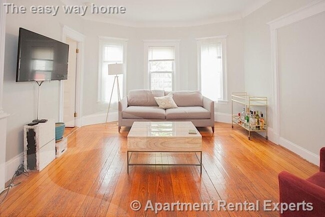 Photo - 50 Holyoke Rd Unit #1