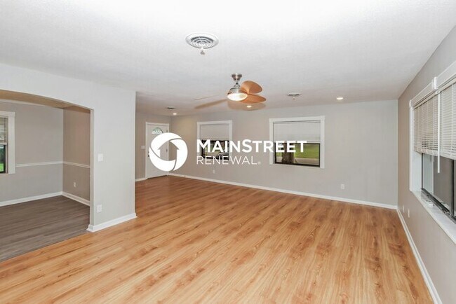 Photo - 4 Bedroom Pet-Friendly Home in Melbourne, ...