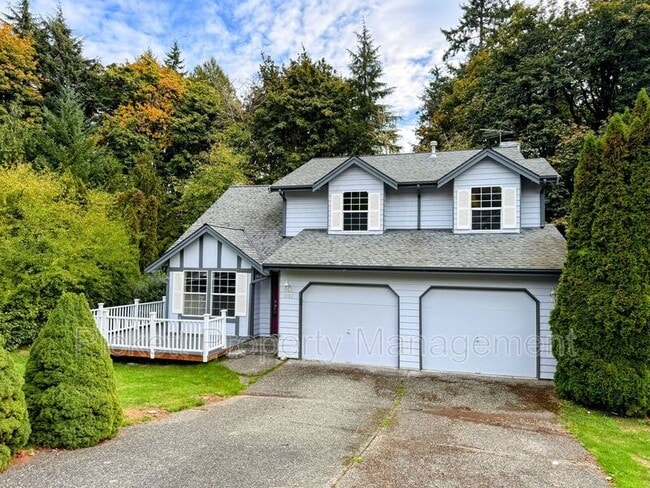 Photo - 1081 NE Shadybrook Ct